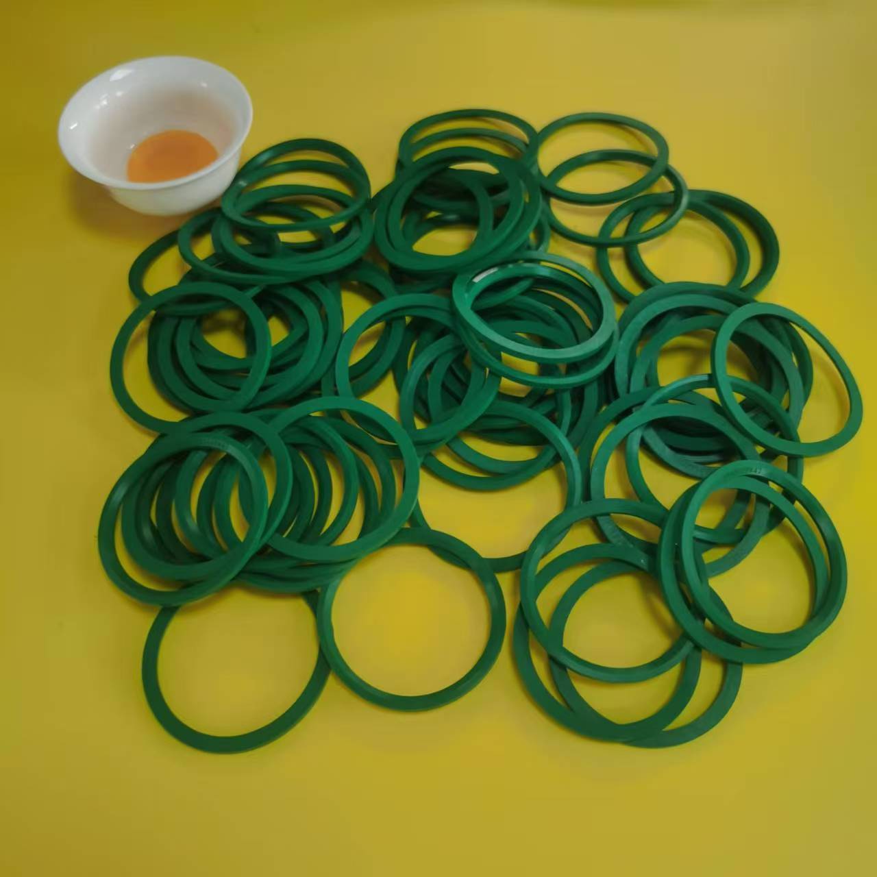 ED42 FKM90G 1.jpg
