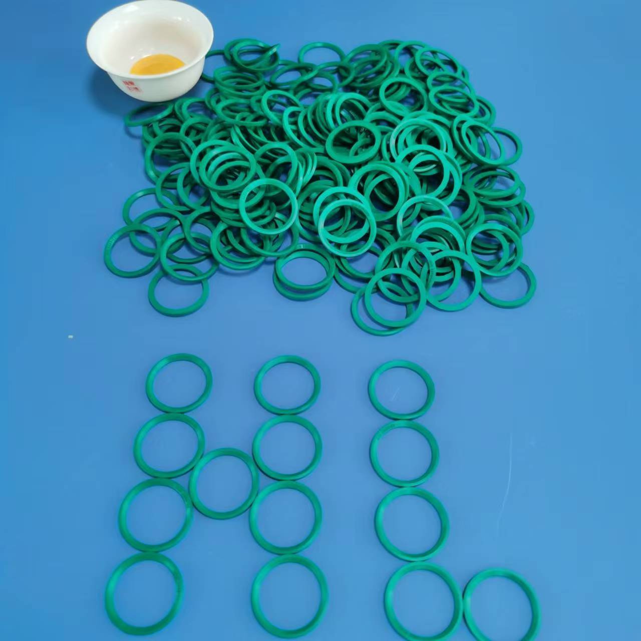 ED22  FKM90G