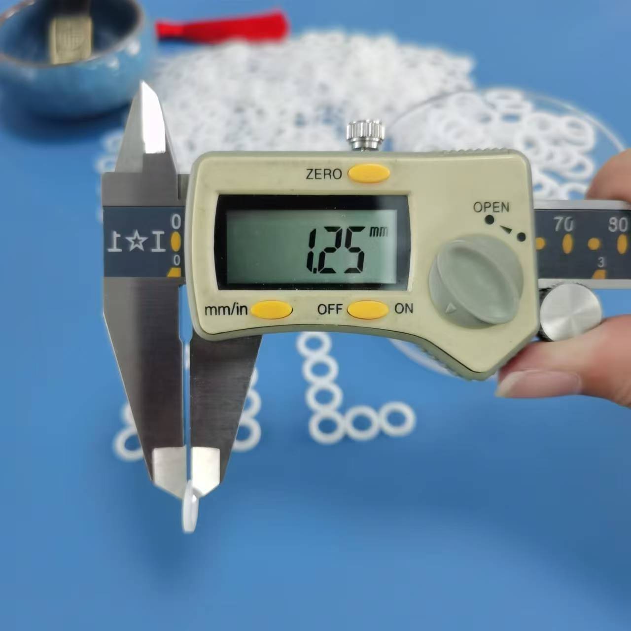 PTFE挡圈 6.3×9.3×1.25 5.jpg
