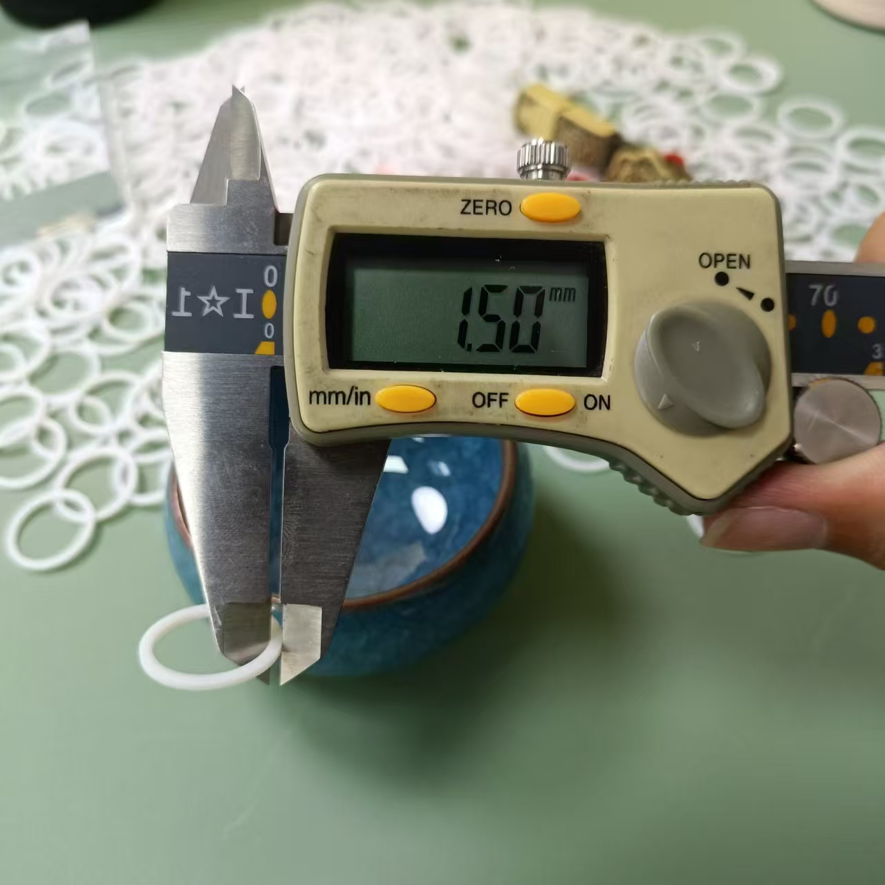 PTFE挡圈 17.8×14.8×1.2 6.jpg
