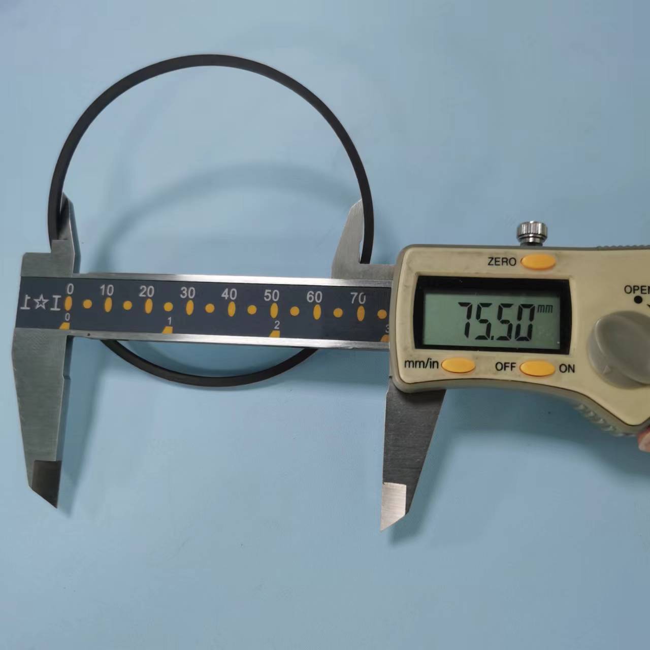 格莱圈 75.5×79.8×2.2 5.jpg