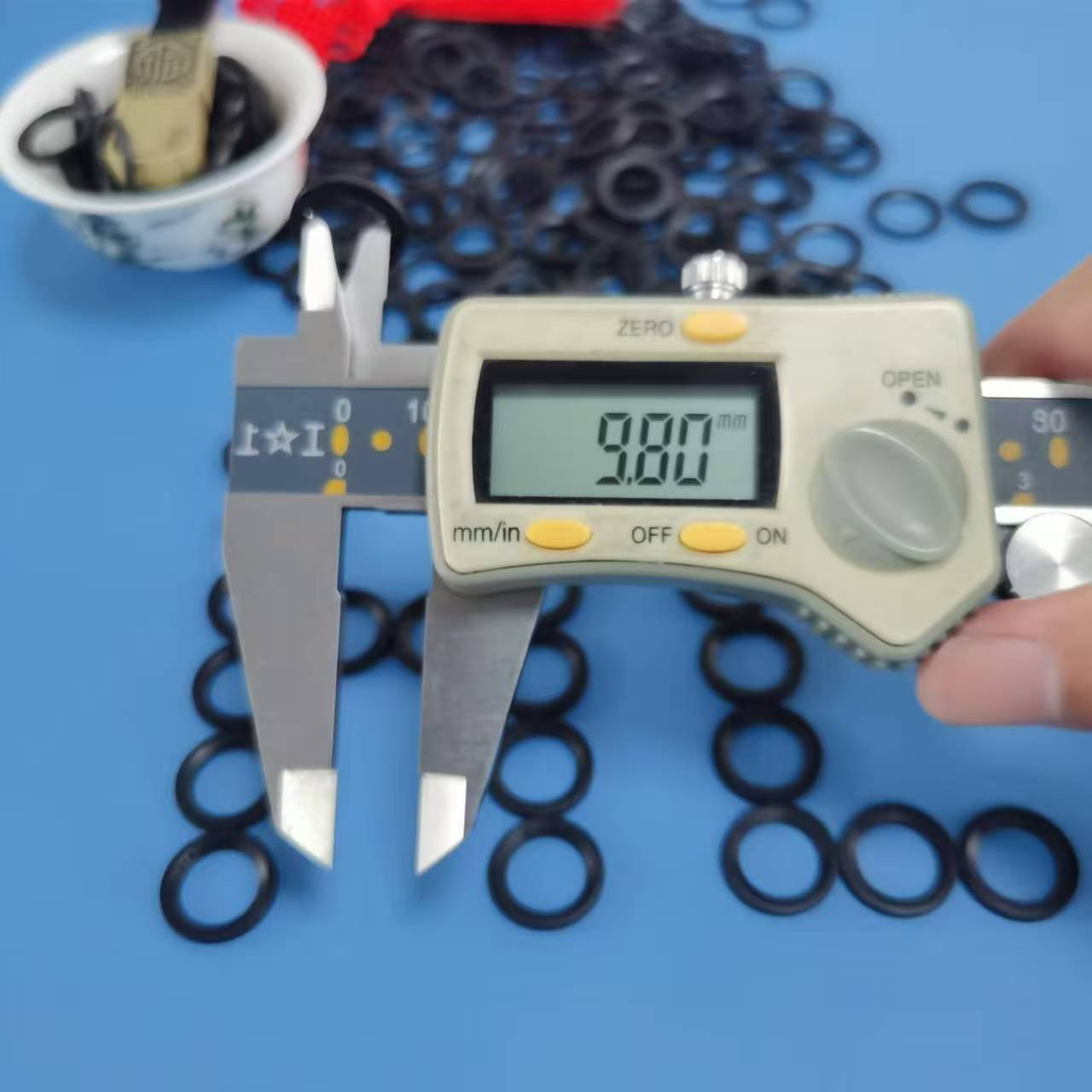 ED12 EPDM80B 4.jpg