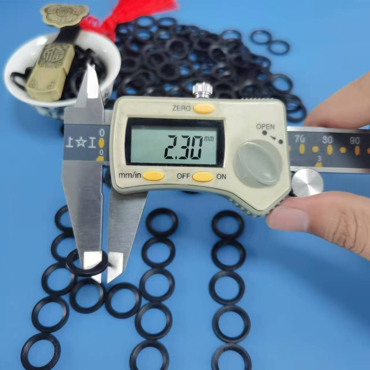 ED12 EPDM80B 5.jpg