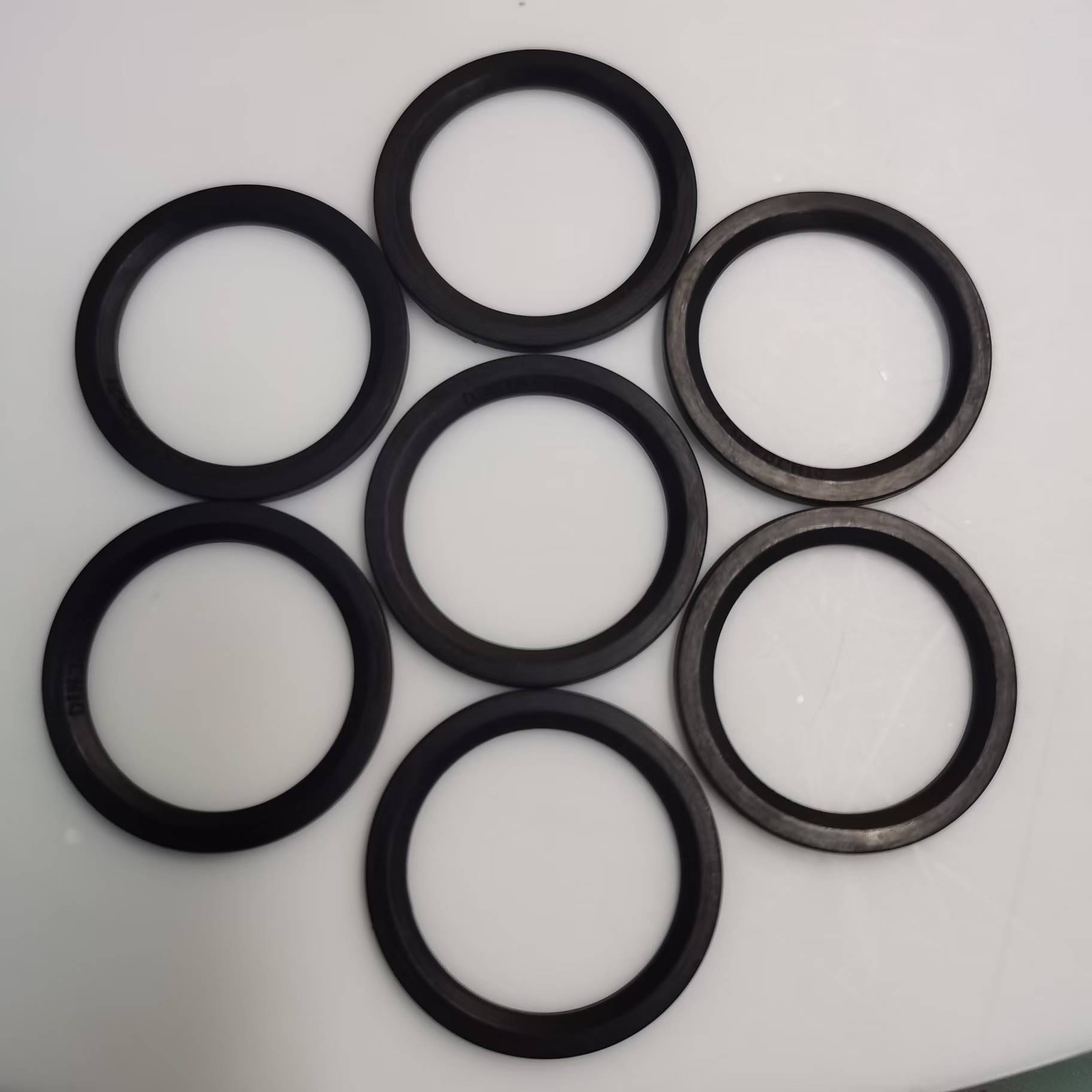 ED21 EPDM90B 3.jpg