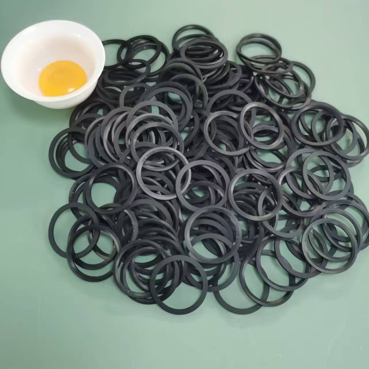 ED26 NBR90B