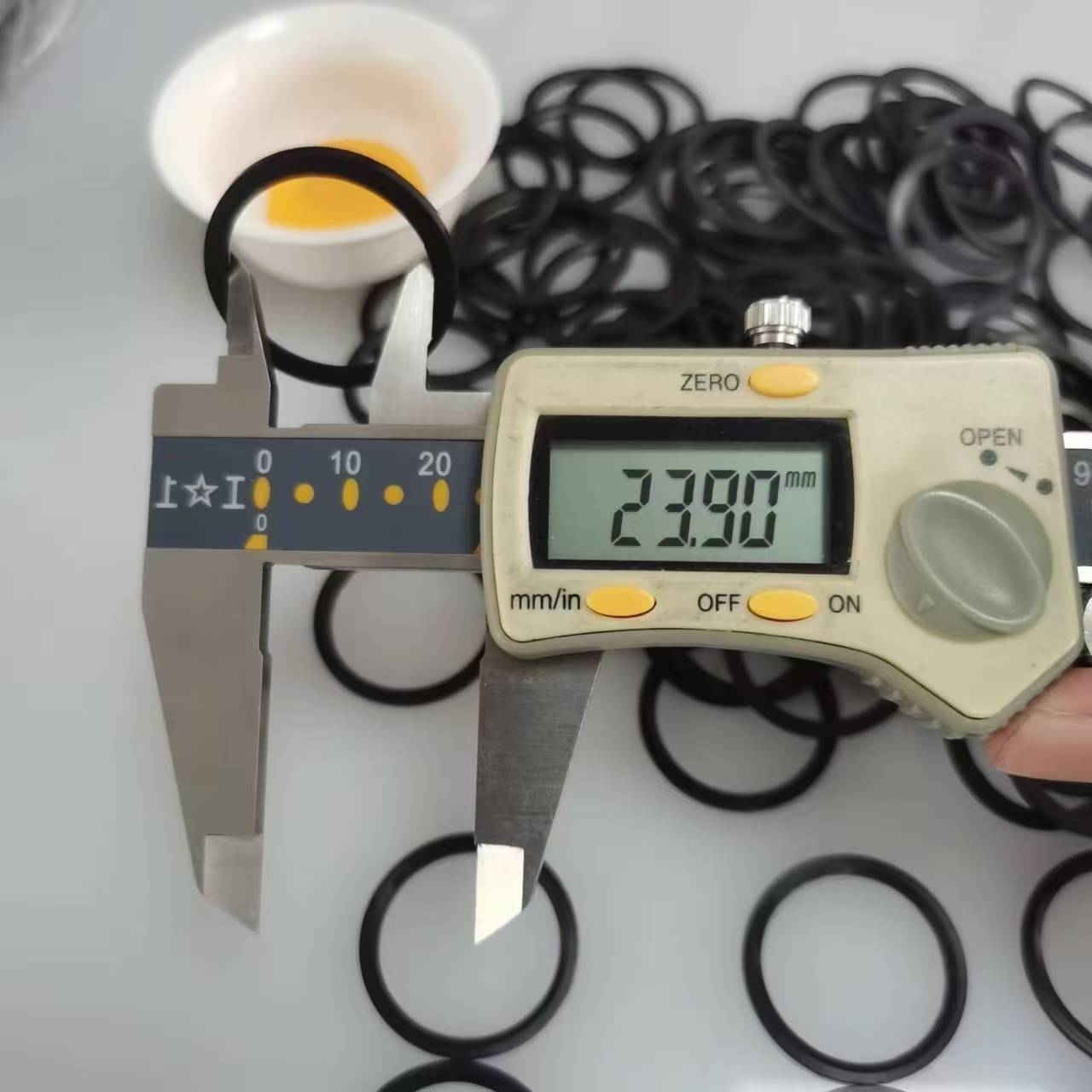 ED27 NBR90B 耐低温-45° 4.jpg